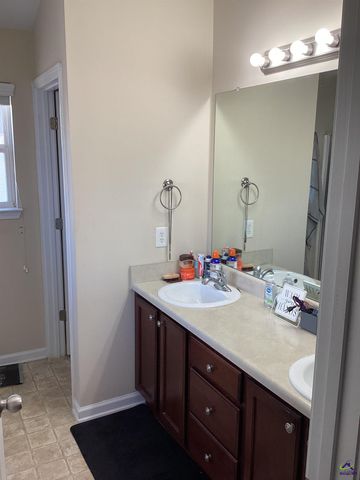 205 Burr Drive, Byron, GA 31008