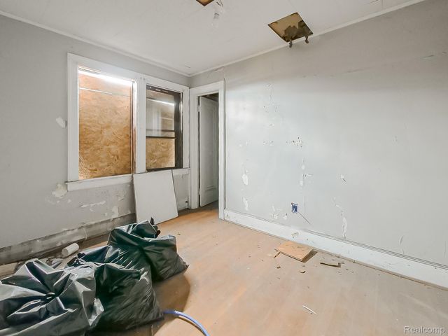 4885 Bedford Street, Detroit, MI 48224