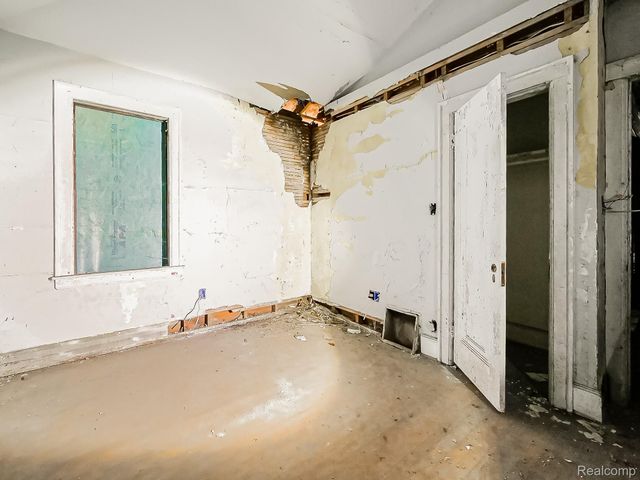 4885 Bedford Street, Detroit, MI 48224