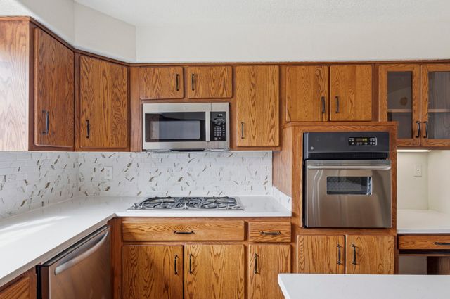 9 Blackberry Lane, Los Lunas, NM 87031