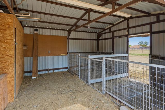 9 Blackberry Lane, Los Lunas, NM 87031