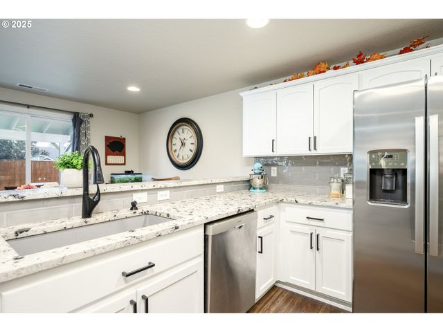 1481 Nw RIESLING Way, Mc Minnville, OR 97128