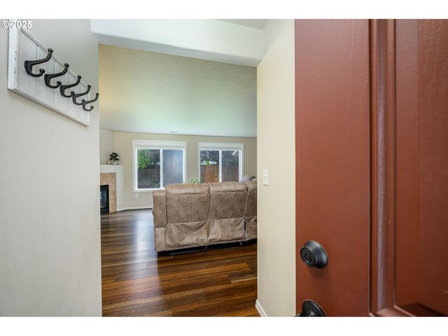 1481 Nw RIESLING Way, Mc Minnville, OR 97128