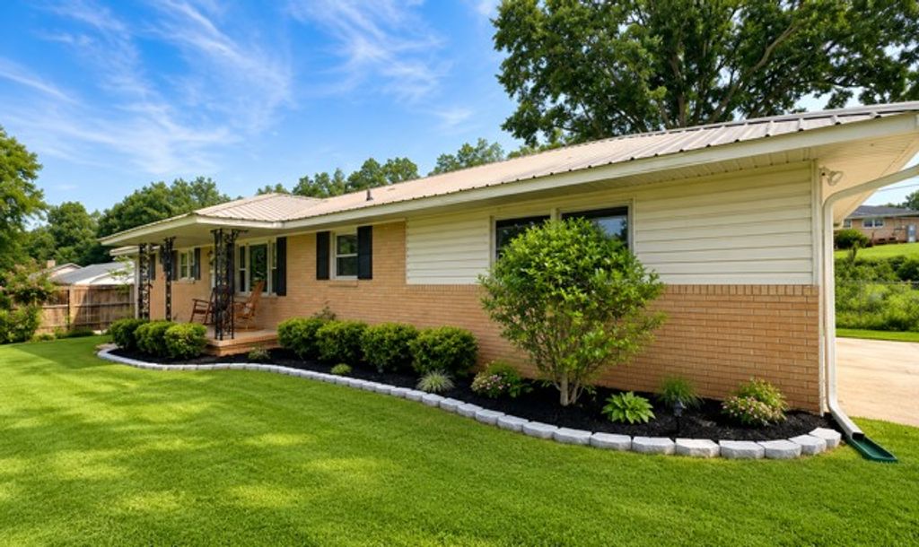 305 Clearview Drive, Anderson, SC 29625