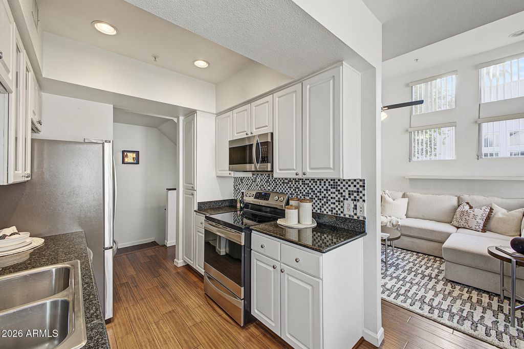 3633 N 3RD Avenue 2031, Phoenix, AZ 85013 — photo 4