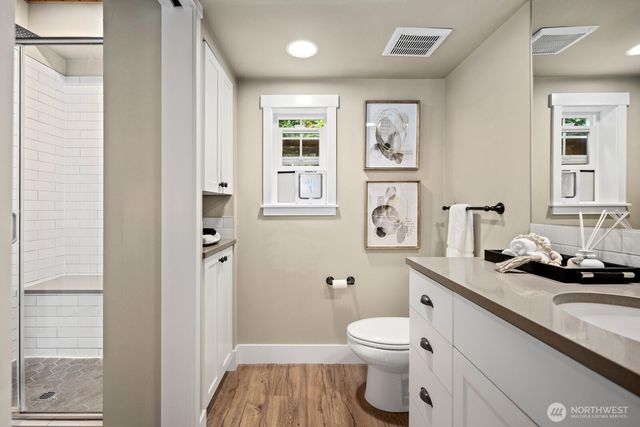 30913 6th Lane SW, Federal Way, WA 98023