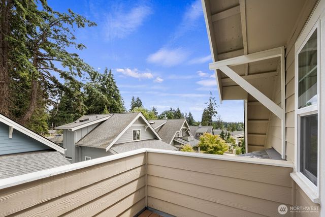 30913 6th Lane SW, Federal Way, WA 98023