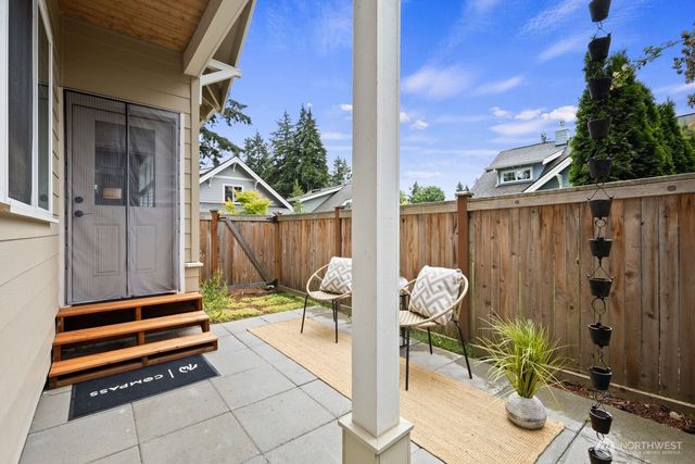 30913 6th Lane SW, Federal Way, WA 98023