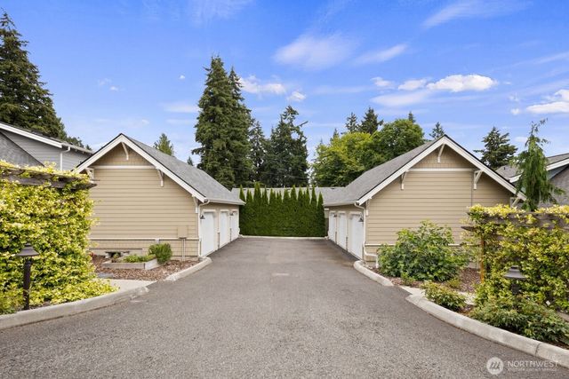 30913 6th Lane SW, Federal Way, WA 98023