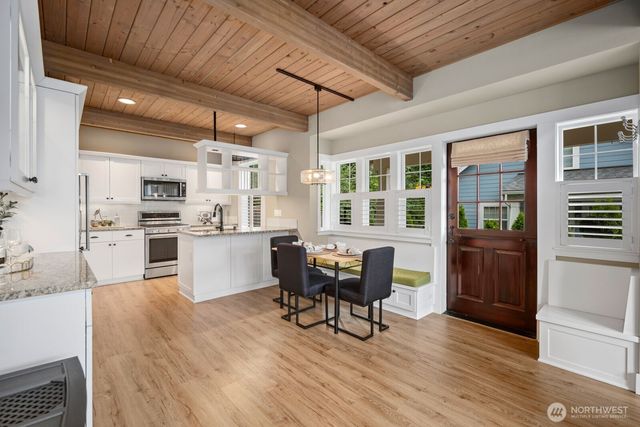 30913 6th Lane SW, Federal Way, WA 98023