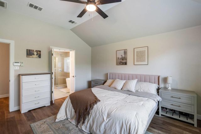 113 Hanstrom DR, Hutto, TX 78634