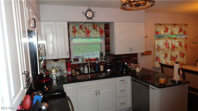 136 McHendry Street, Weirton, WV 26062