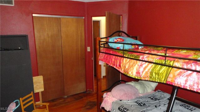 136 McHendry Street, Weirton, WV 26062