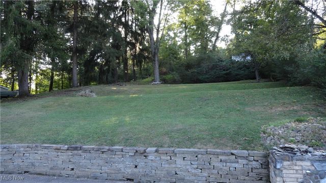 136 McHendry Street, Weirton, WV 26062