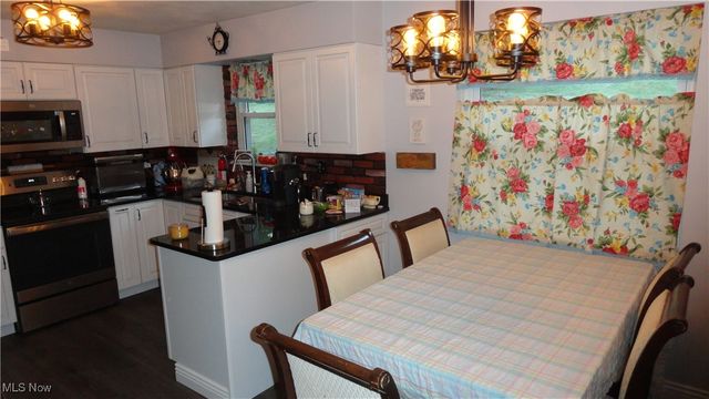 136 McHendry Street, Weirton, WV 26062