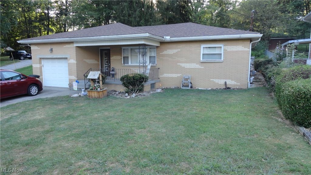 136 McHendry Street, Weirton, WV 26062