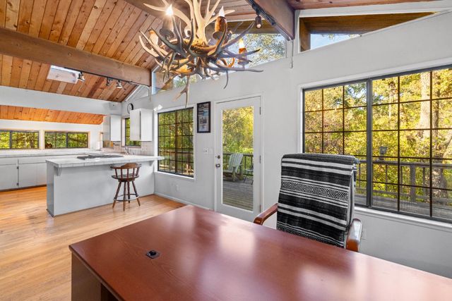 8436 Wise Rd, Auburn, CA 95603