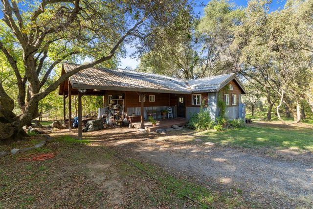 8436 Wise Rd, Auburn, CA 95603