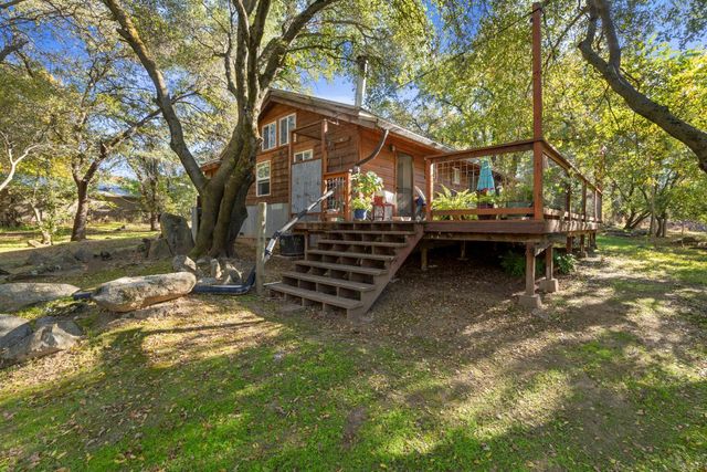 8436 Wise Rd, Auburn, CA 95603