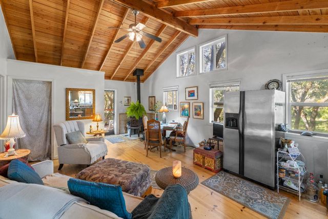 8436 Wise Rd, Auburn, CA 95603