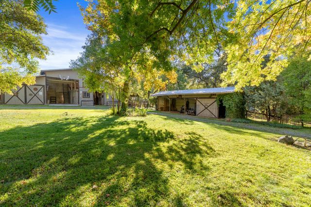 8436 Wise Rd, Auburn, CA 95603