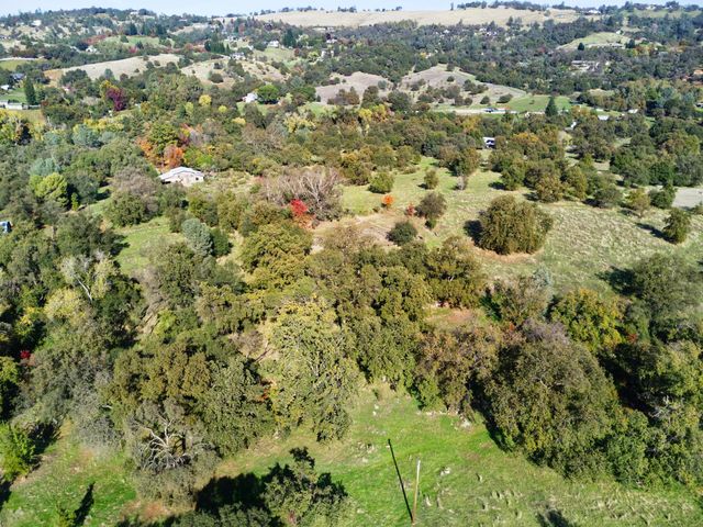 8436 Wise Rd, Auburn, CA 95603
