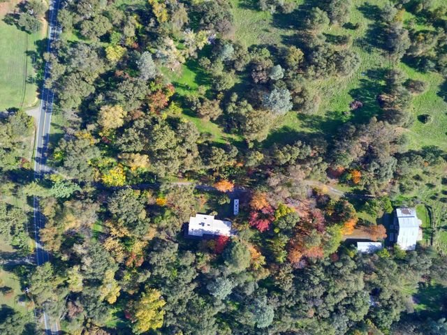 8436 Wise Rd, Auburn, CA 95603