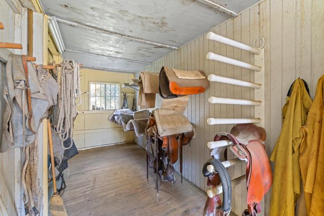 8436 Wise Rd, Auburn, CA 95603