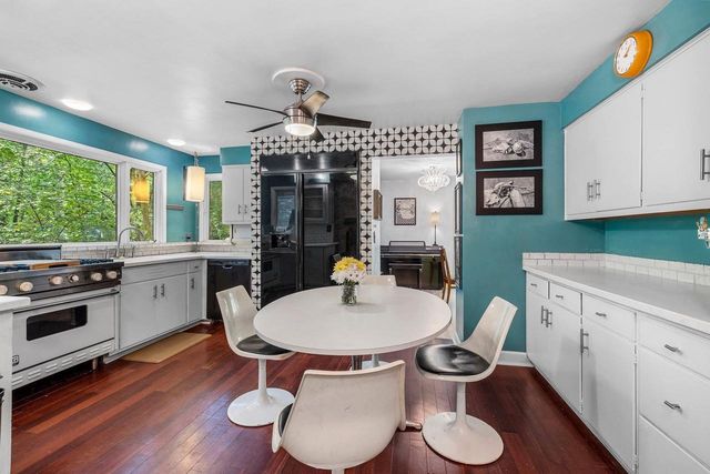 2532 SHERIDAN DRIVE, Green Bay, WI 54302