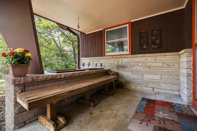 2532 SHERIDAN DRIVE, Green Bay, WI 54302