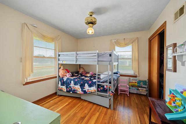 1720 Lewis Ave, Salina, KS 67401