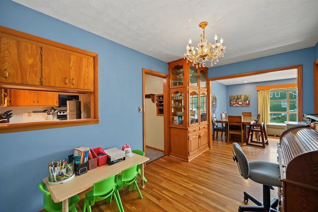 1720 Lewis Ave, Salina, KS 67401