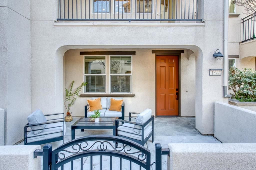 Image 2 of property listing at 1577 Pratt Place, Santa Clara, CA 95050