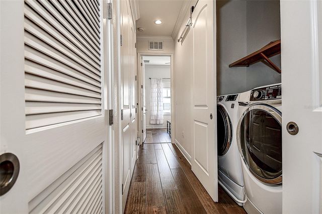 411 REGENT LANE N, St Petersburg, FL 33701