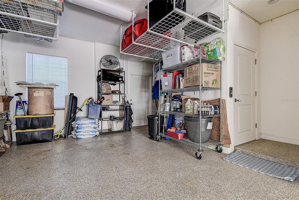 Image 36 of property listing at 411 REGENT LANE N, St Petersburg, FL 33701