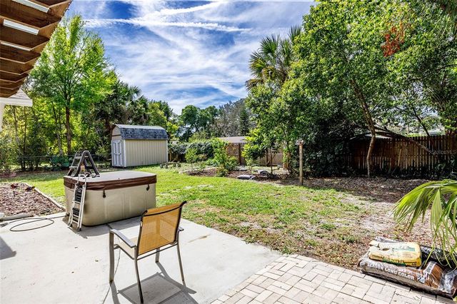 3430 LAUREL DRIVE, Mount Dora, FL 32757