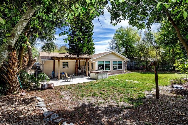3430 LAUREL DRIVE, Mount Dora, FL 32757