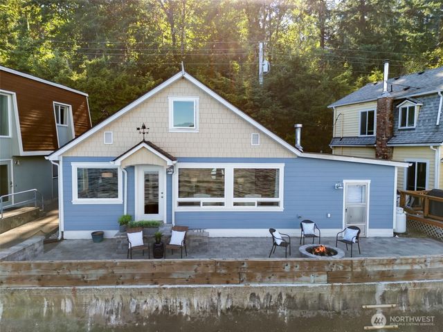 23830 N US Highway 101, Hoodsport, WA 98548