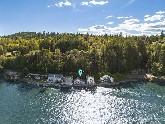 23830 N US Highway 101, Hoodsport, WA 98548