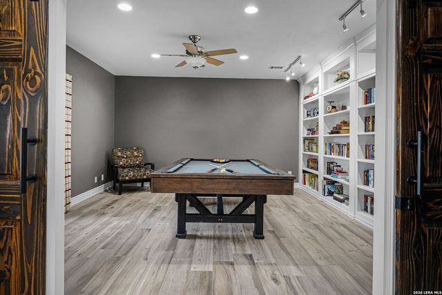 12700 Woman Hollering, Schertz, TX 78154