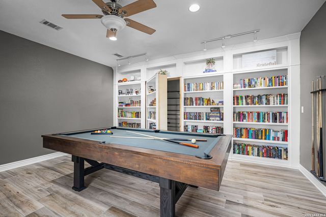 12700 Woman Hollering, Schertz, TX 78154