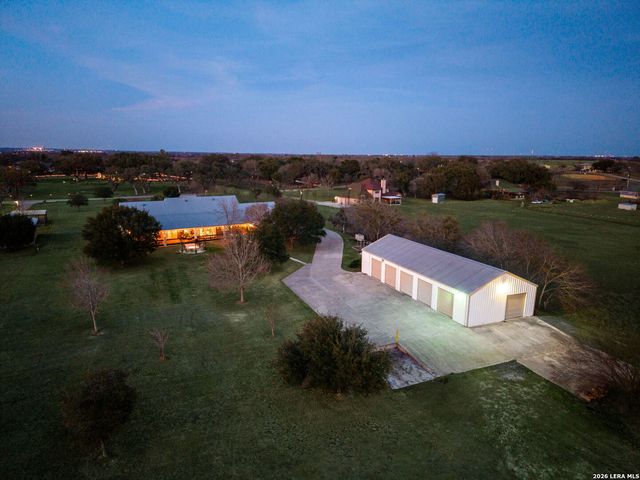 12700 Woman Hollering, Schertz, TX 78154