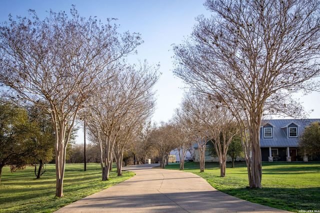 12700 Woman Hollering, Schertz, TX 78154