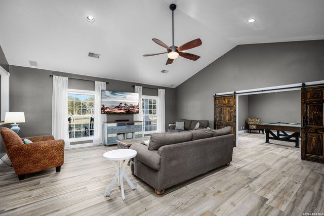 12700 Woman Hollering, Schertz, TX 78154