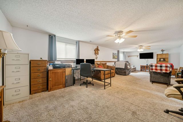 8419 W 17th, Wichita, KS 67212