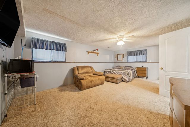 8419 W 17th, Wichita, KS 67212