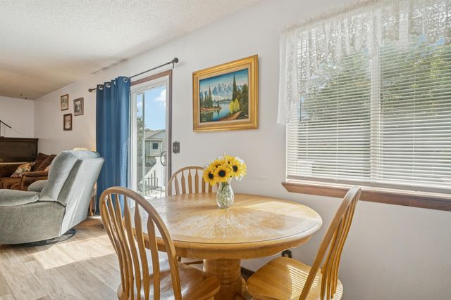 8419 W 17th, Wichita, KS 67212