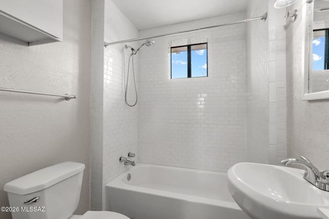 11551 E Camino Del Desierto, Tucson, AZ 85747