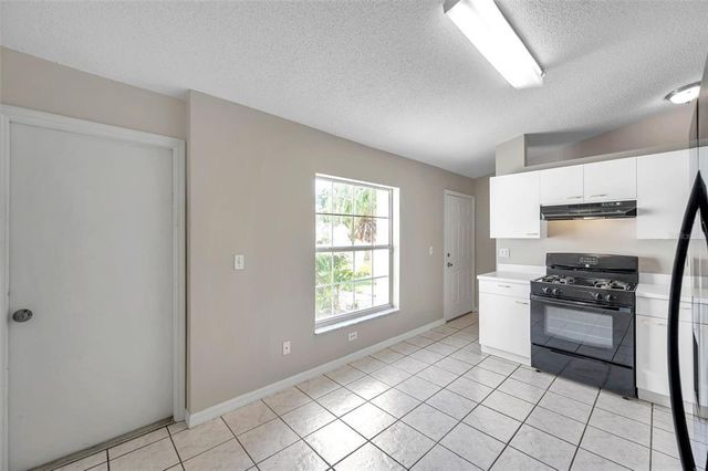 28750 MIDNIGHT STAR LOOP, Wesley Chapel, FL 33543