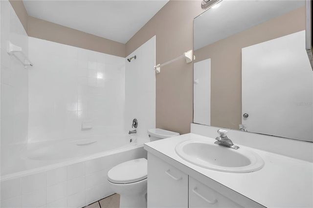 28750 MIDNIGHT STAR LOOP, Wesley Chapel, FL 33543
